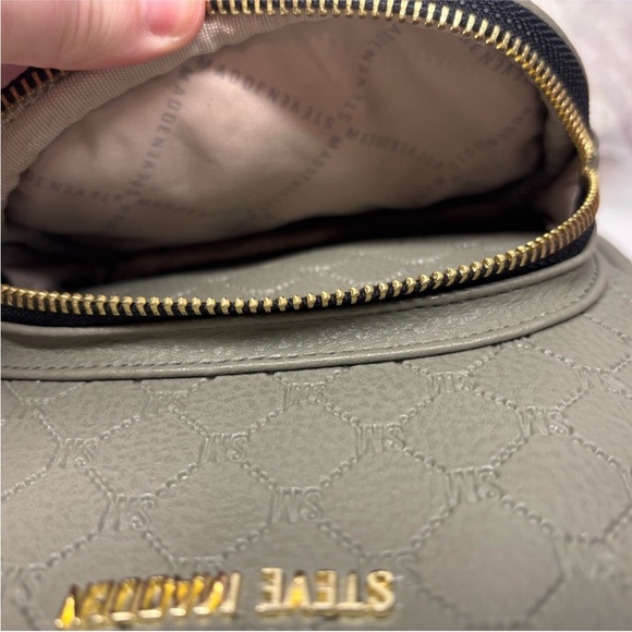 NWOT Steve Madden Stone/Sage
Green Quilted Mini Backpack - Picture 4 of 4